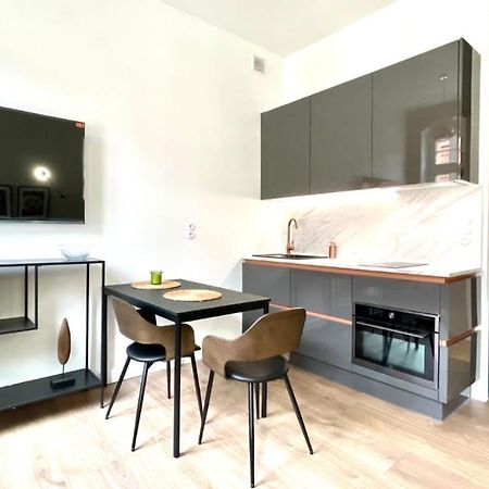 Zielona Kanapa - Za 100M Rynek Breslau Exterior foto